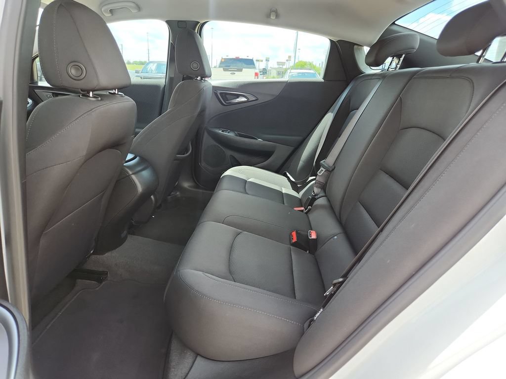 Used 2024 Chevrolet Malibu LS FWD image 13