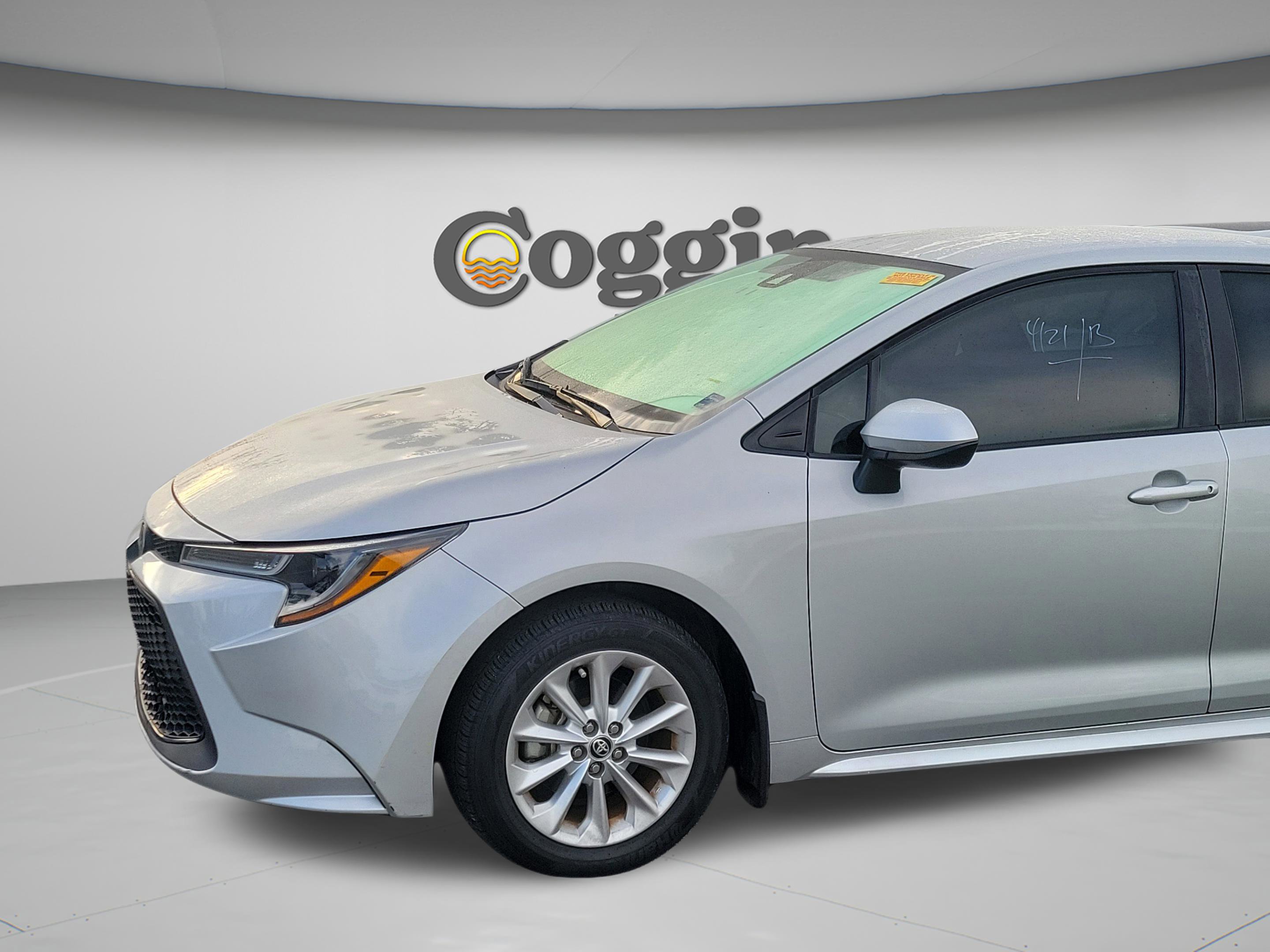 Used 2022 Toyota Corolla LE w/ LE Convenience Package FWD image 11