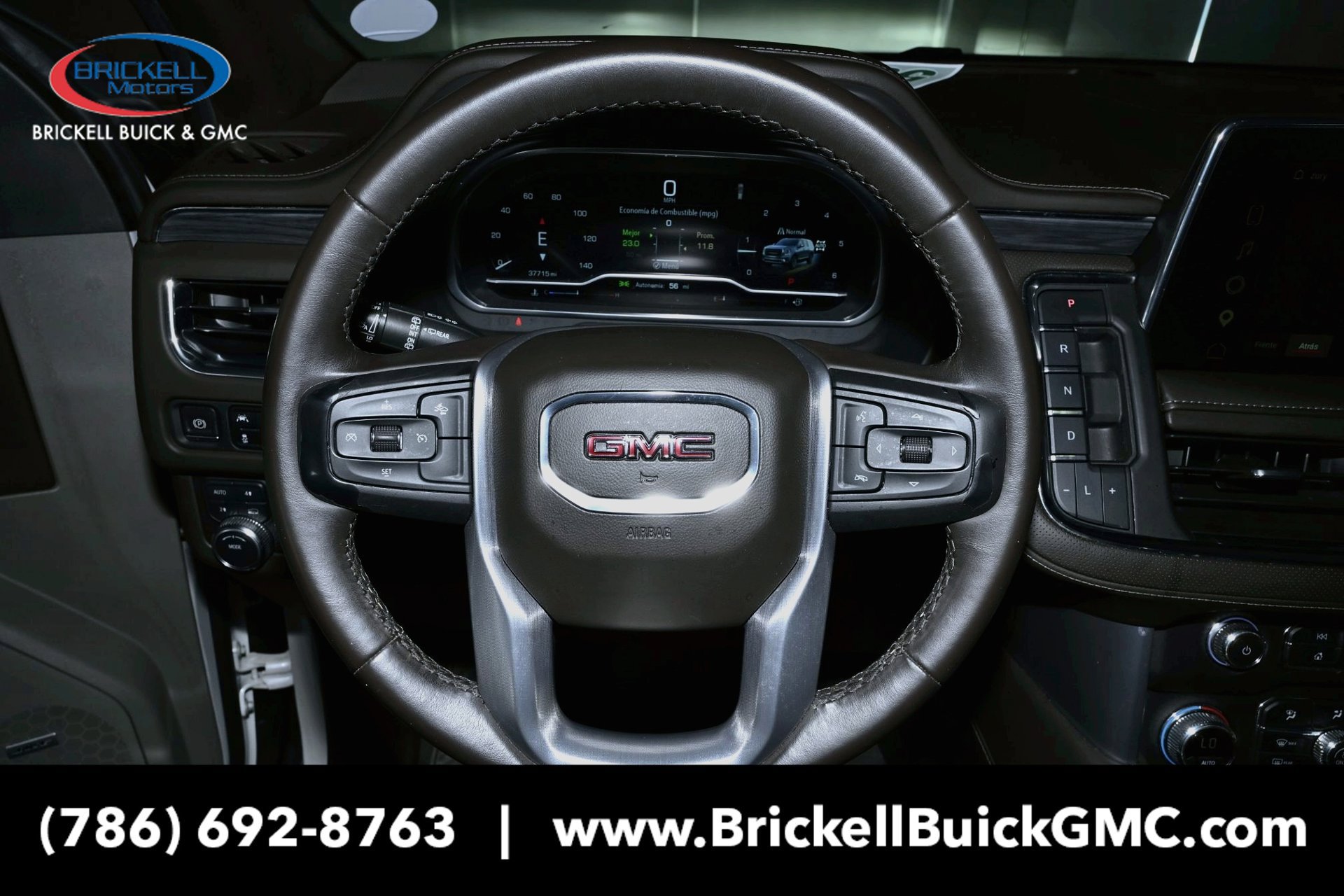 Used 2023 GMC Yukon XL SLT AWD/4WD image 36