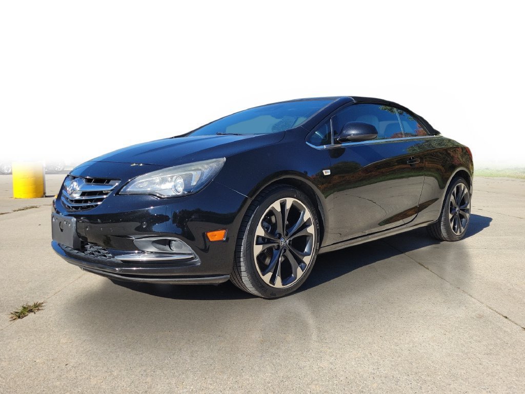 Used 2018 Buick Cascada Premium FWD image 2