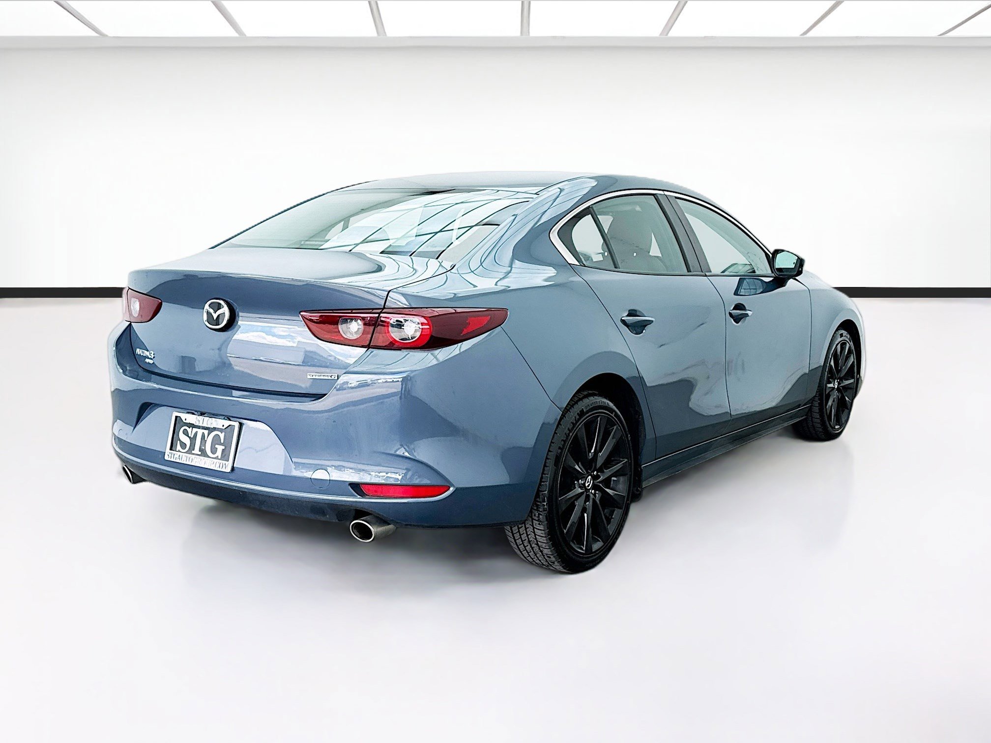 Used 2023 MAZDA MAZDA3 s image 4