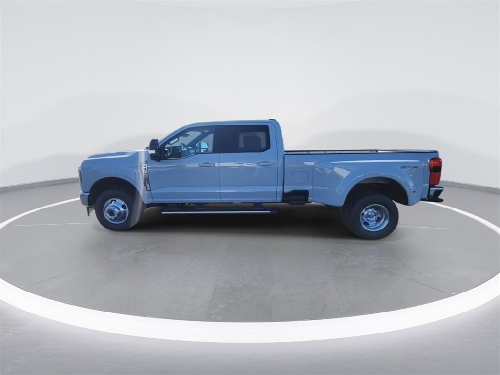New 2026 Ford F350 Lariat image 6