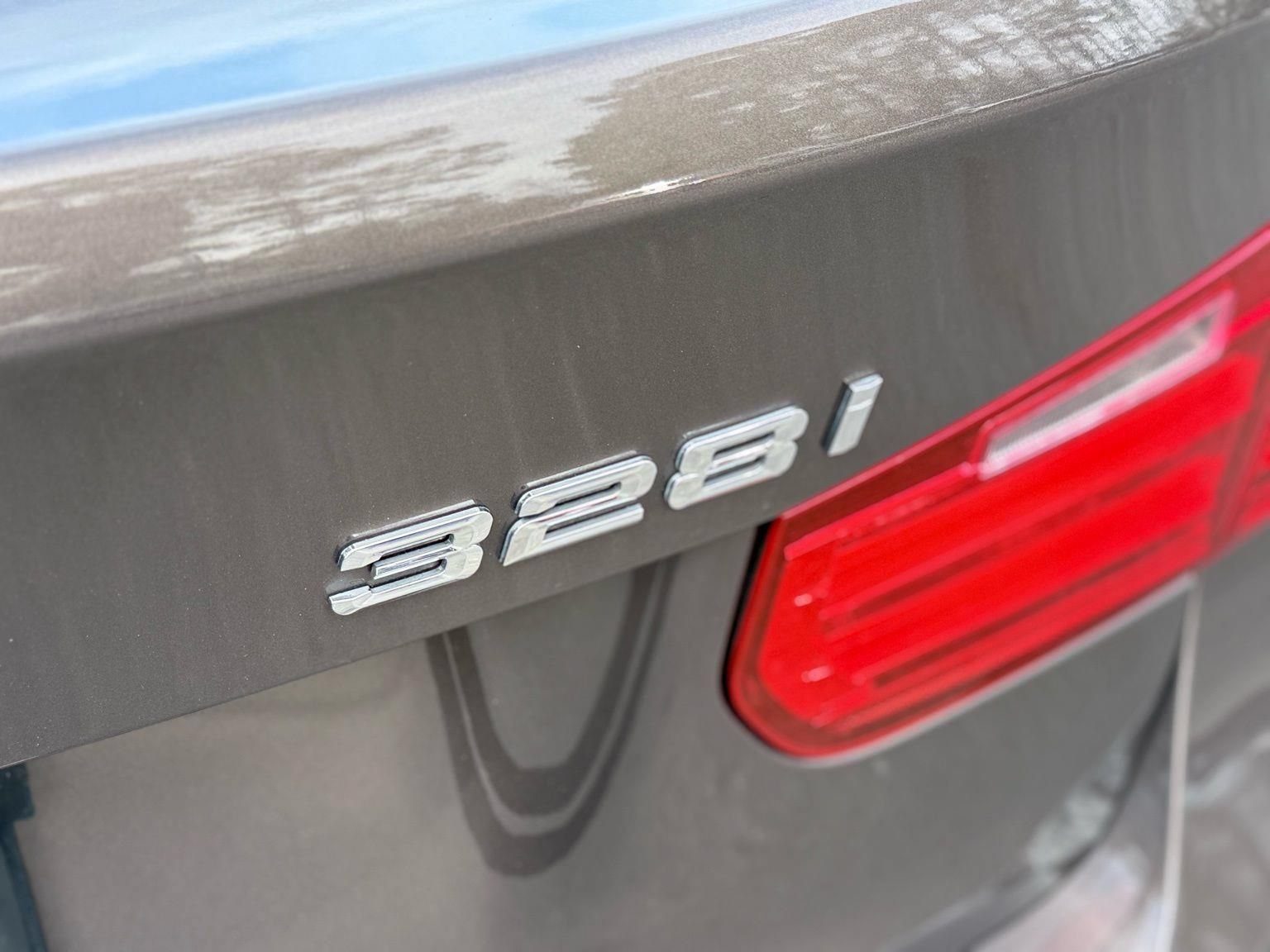 Used 2015 BMW 328i xDrive Sedan AWD/4WD image 11