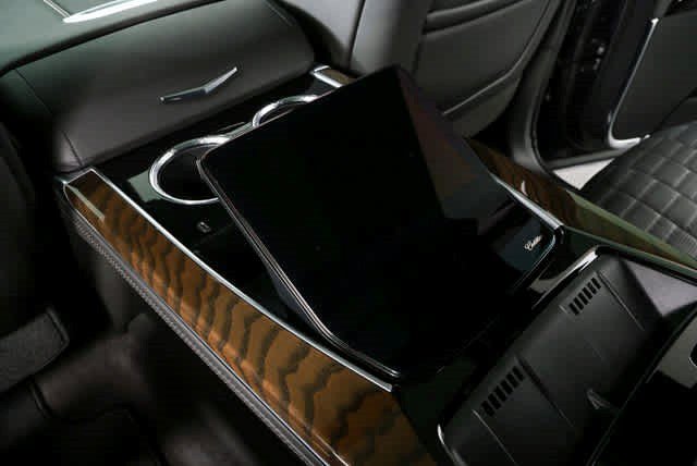 Certified 2026 Cadillac Escalade ESV Platinum Sport AWD/4WD image 16