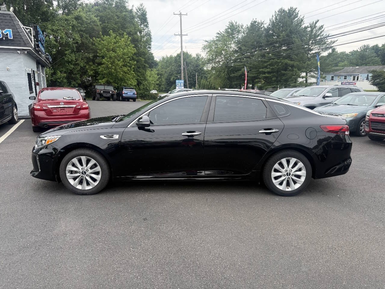 Used 2018 Kia Optima S FWD image 6