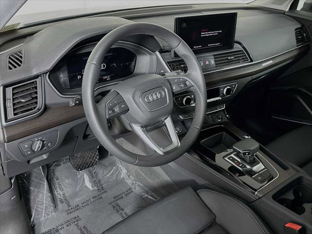 Certified 2025 Audi Q5 2.0T Premium Plus w/ Premium Plus Package image 9