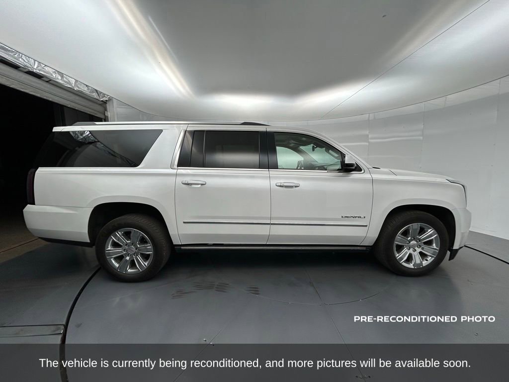 Used 2020 GMC Yukon XL Denali w/ Open Road Package image 7