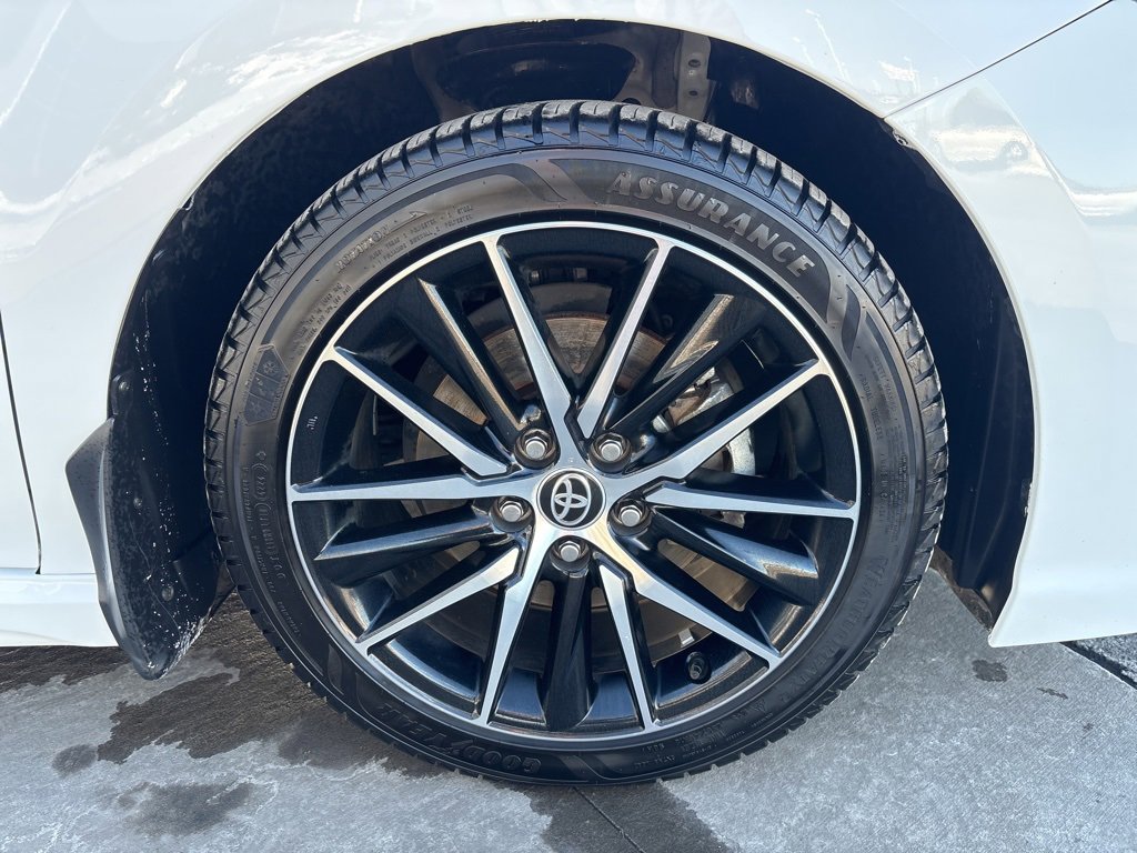 Used 2023 Toyota Camry SE w/ Cold Weather Package image 12