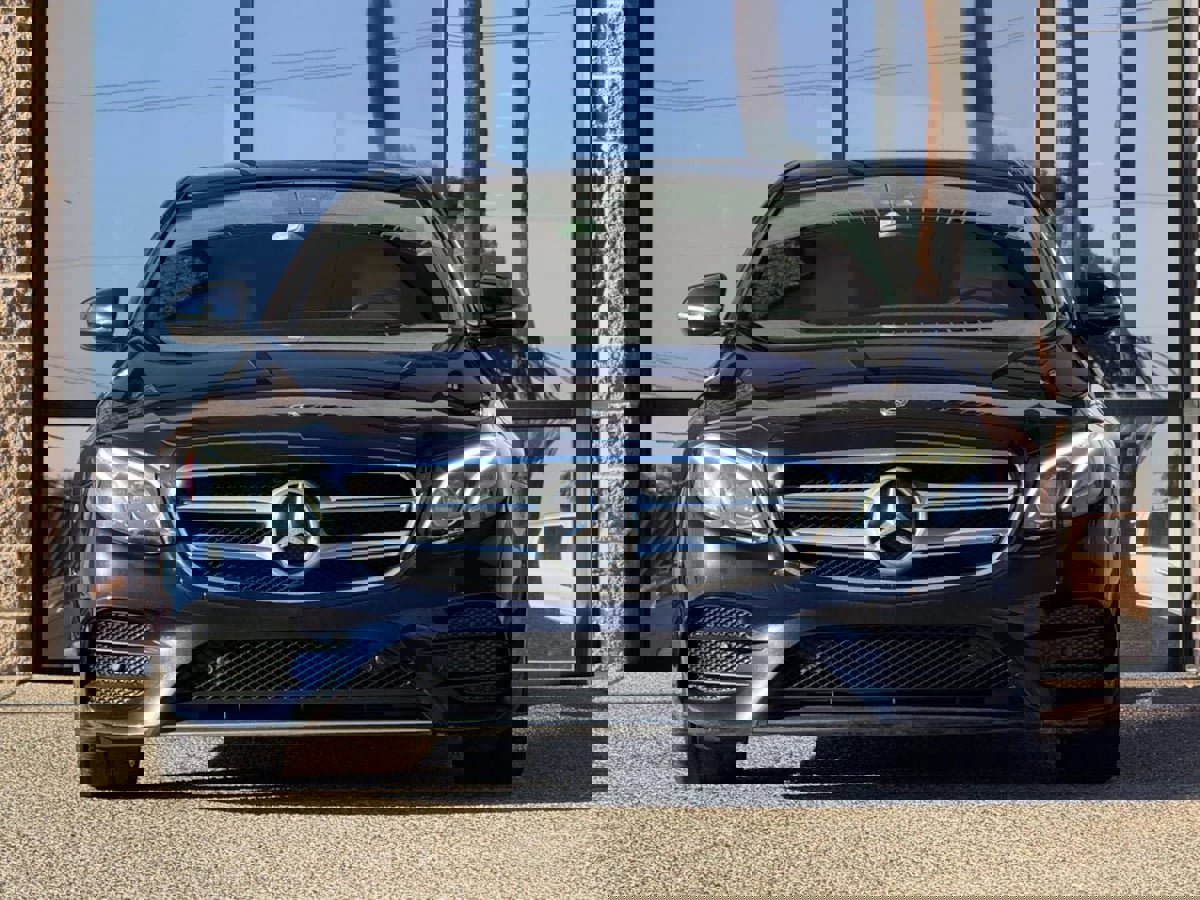 Used 2018 Mercedes-Benz E 300 image 20