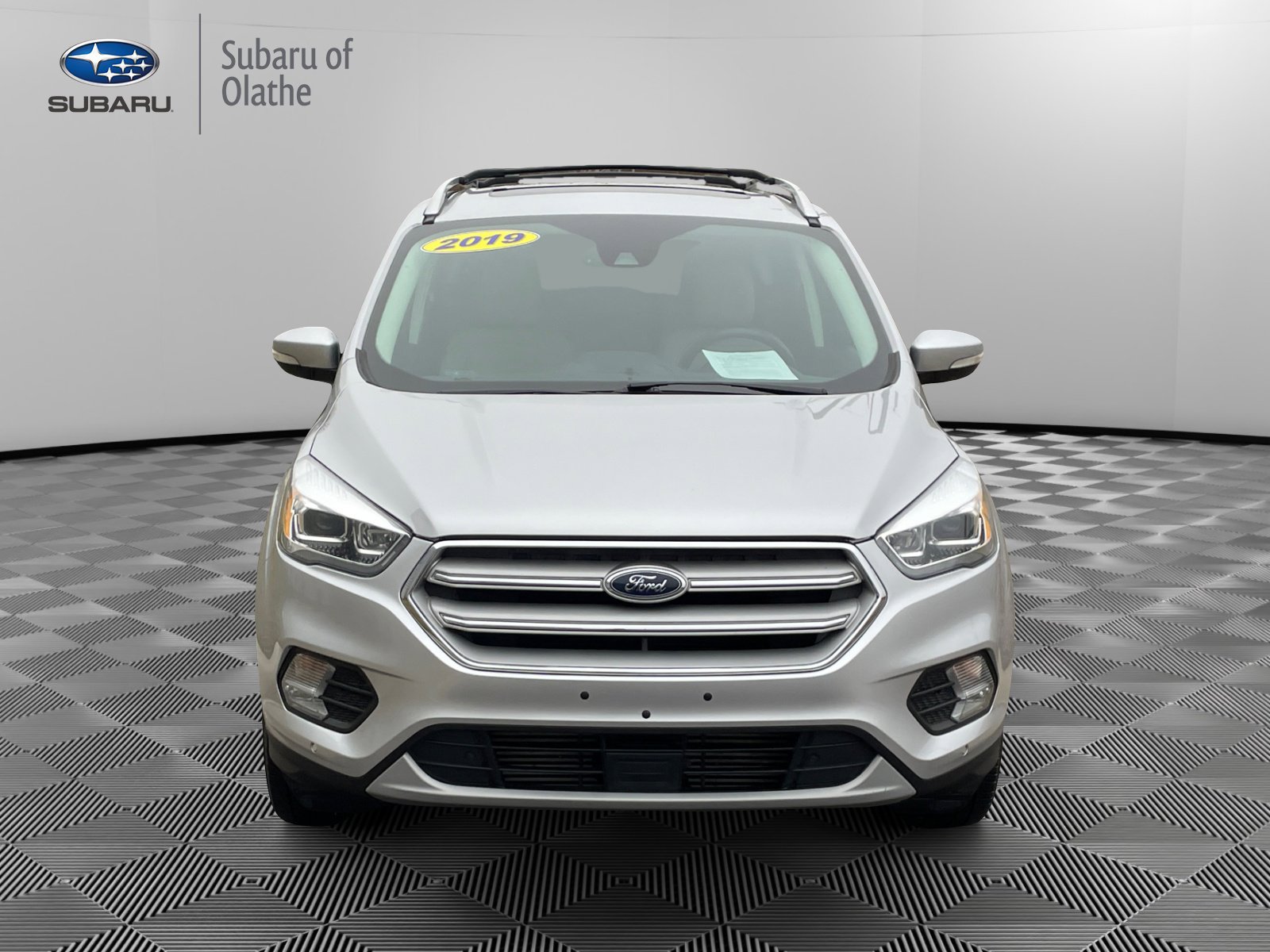 Used 2019 Ford Escape Titanium image 14