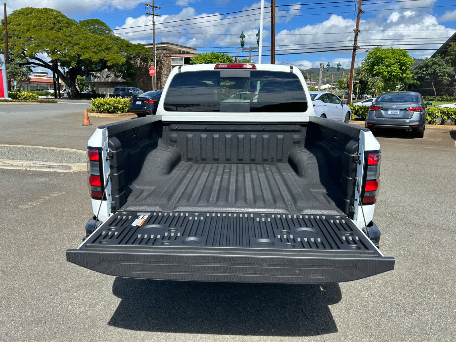 New 2026 Nissan Frontier S image 11