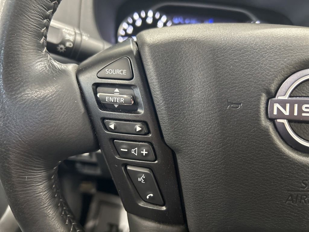 Used 2022 Nissan Frontier SV image 15