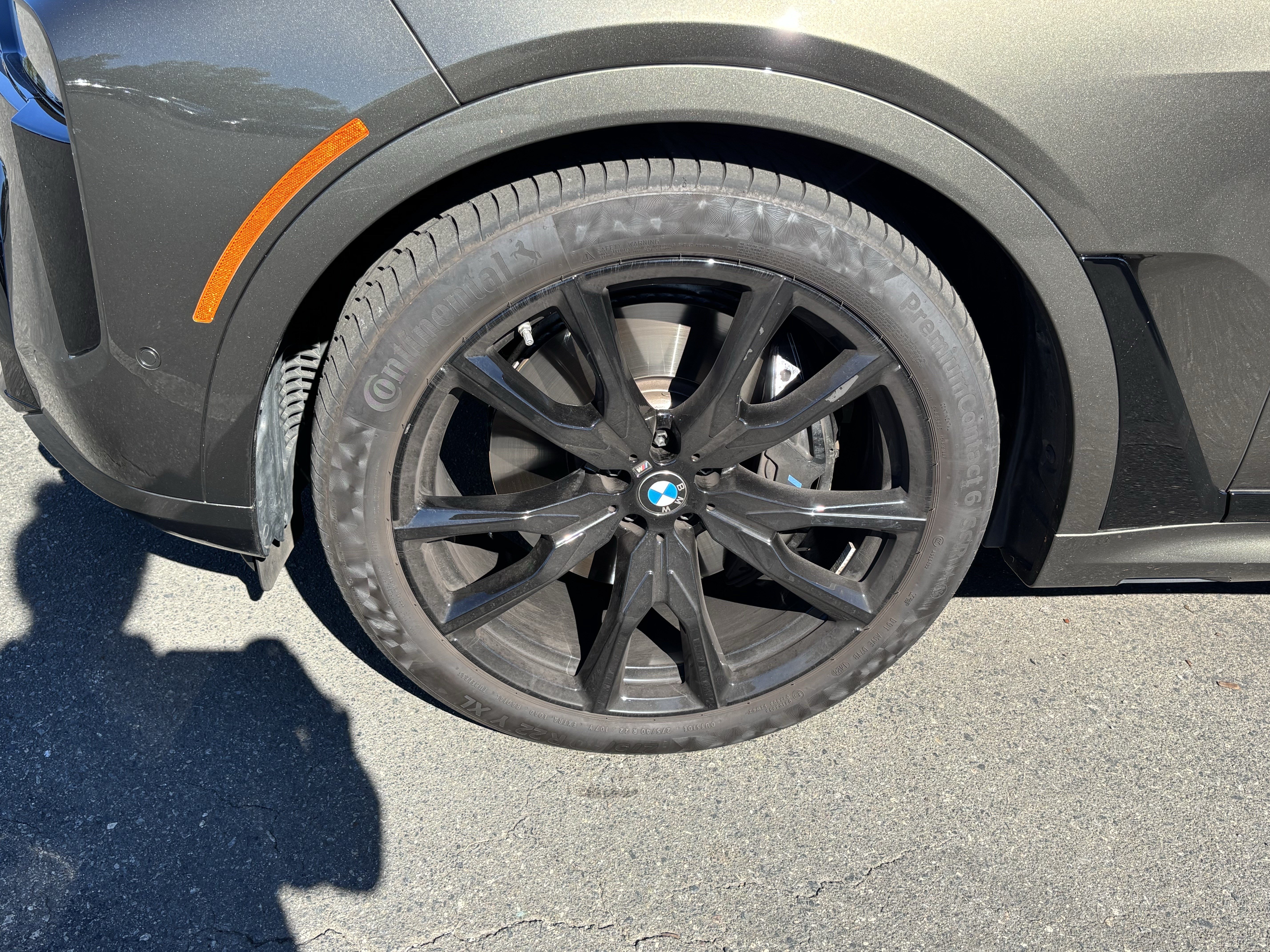 Certified 2025 BMW X7 xDrive40i w/ M Sport Package AWD/4WD image 12