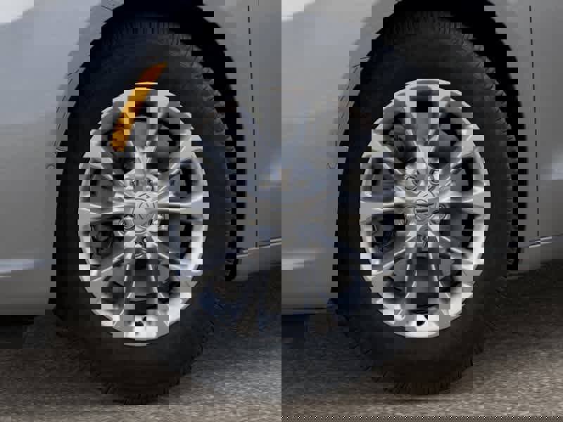 New 2026 Chrysler Pacifica Select image 8