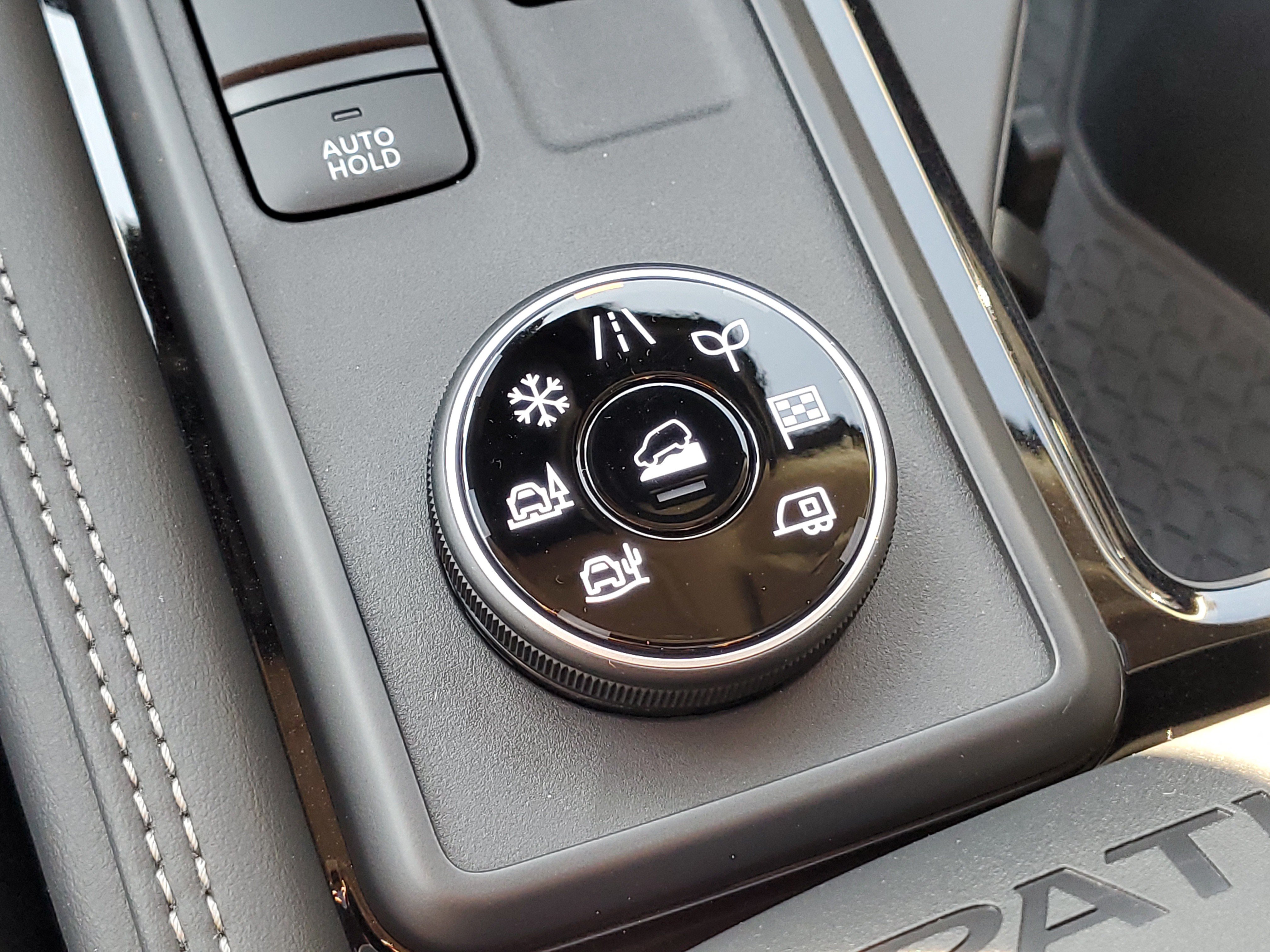 New 2026 Nissan Pathfinder Platinum AWD/4WD image 20