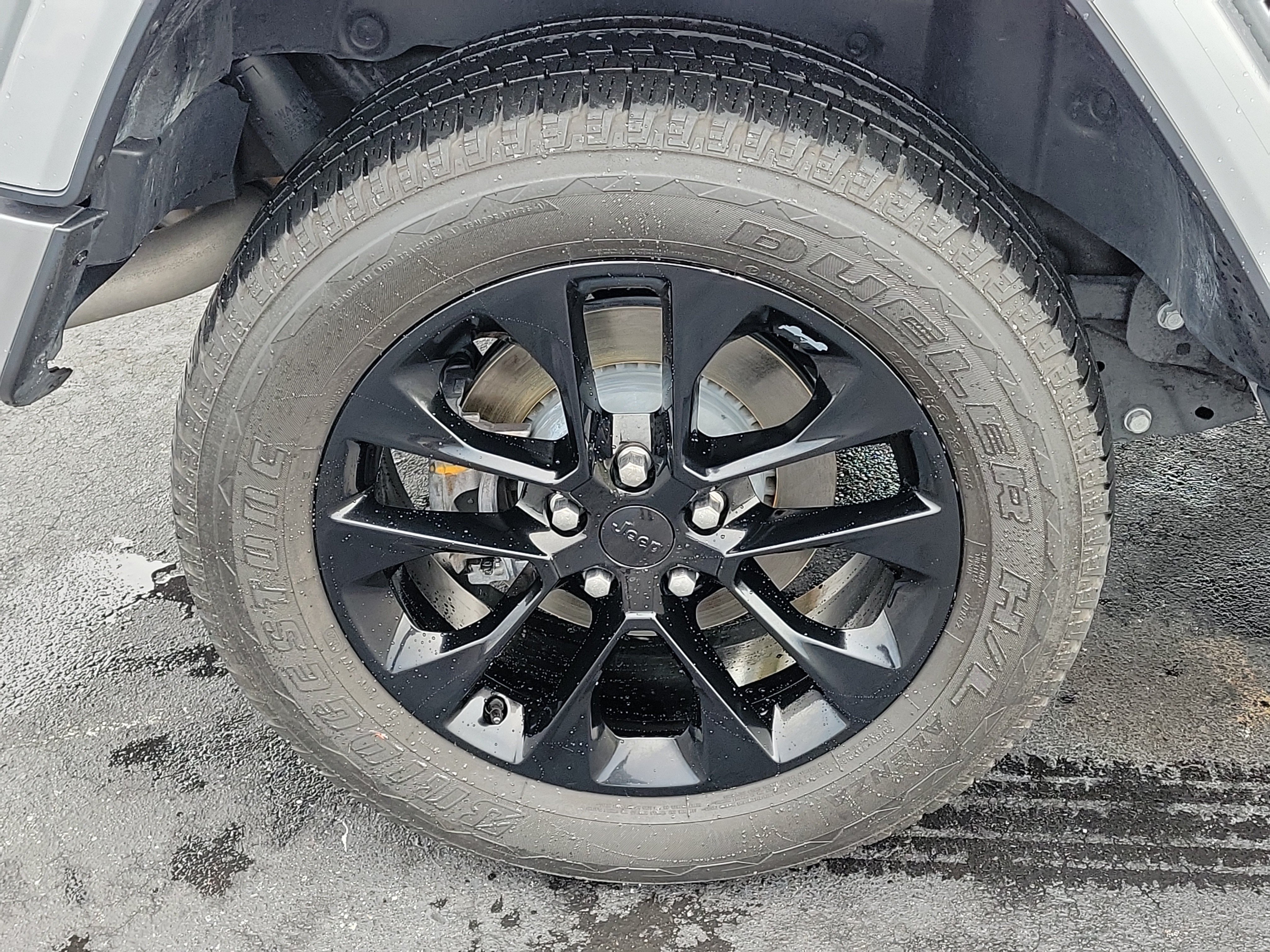 Used 2021 Jeep Wrangler Unlimited Sahara AWD/4WD image 6