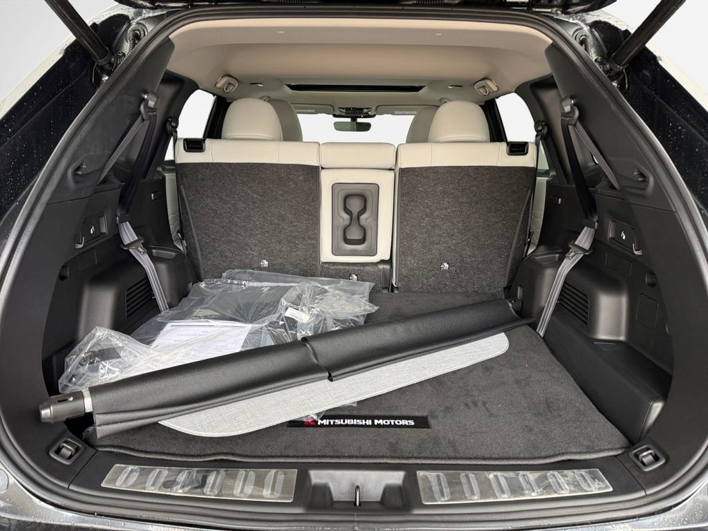 New 2026 Mitsubishi Outlander SEL AWD/4WD image 25