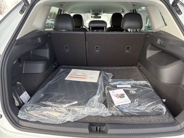 New 2026 Volkswagen Tiguan SE image 50
