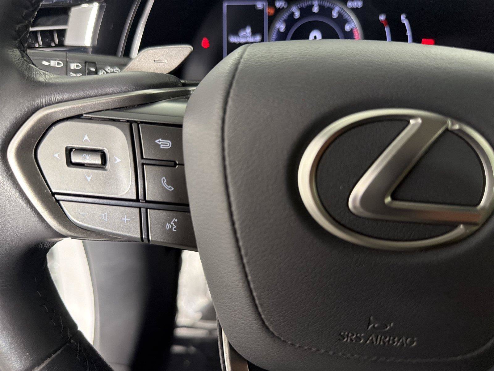Used 2024 Lexus RX 350 FWD w/ Technology Package image 26