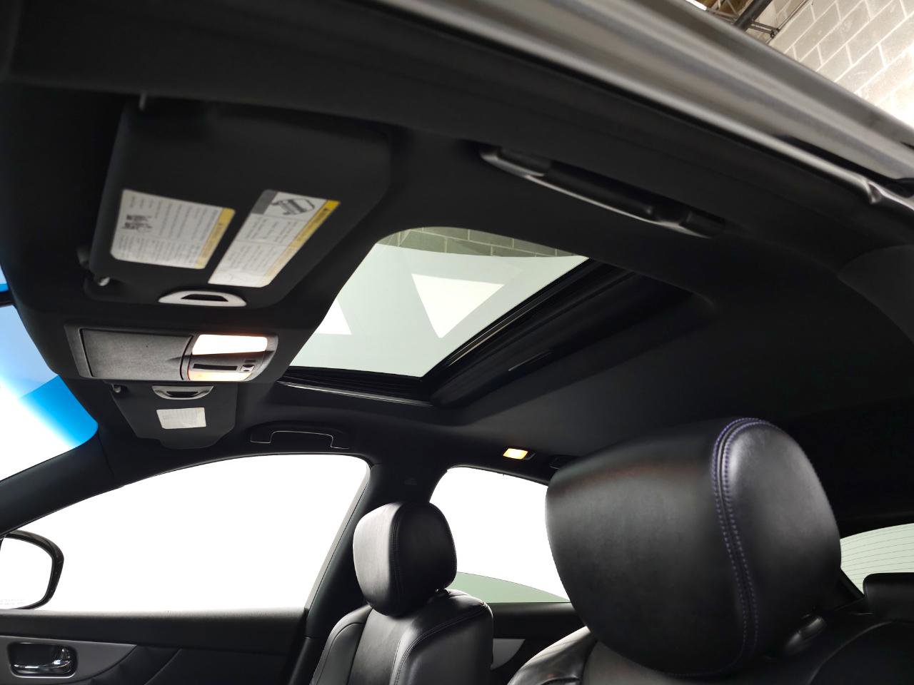 Used 2016 INFINITI QX70 AWD w/ Premium Package image 17