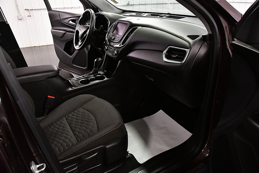 Used 2020 Chevrolet Equinox LT image 28