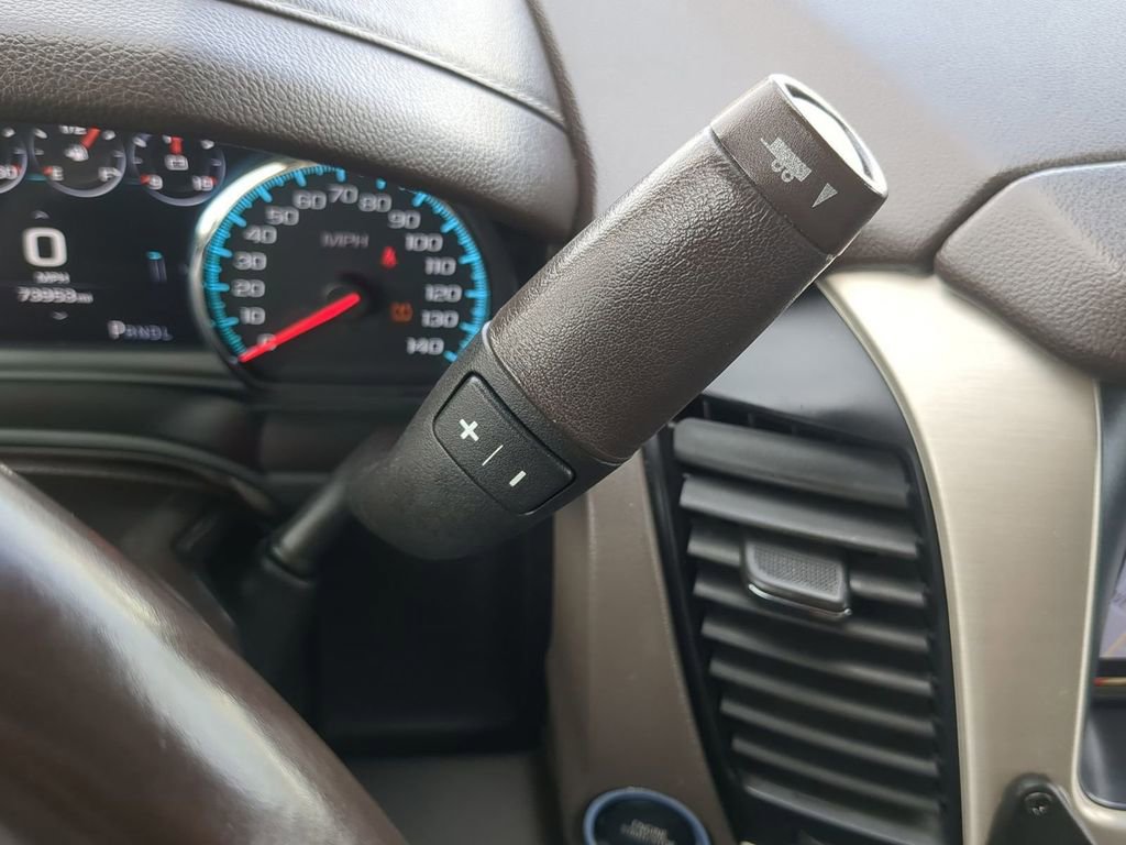 Used 2020 GMC Yukon XL Denali w/ Open Road Package image 18