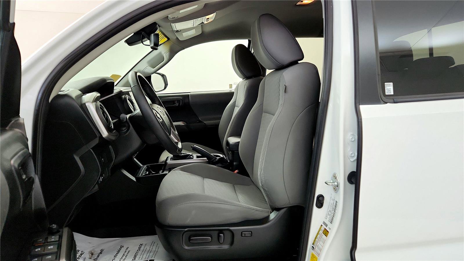 Certified 2023 Toyota Tacoma SR5 image 25