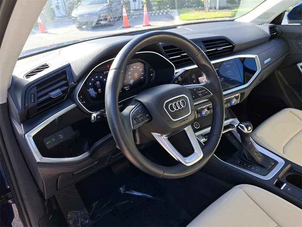 Certified 2023 Audi Q3 2.0T Premium w/ Convenience Package image 7