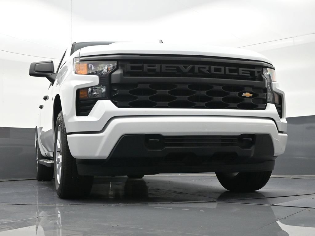 Used 2024 Chevrolet Silverado 1500 Custom RWD image 29