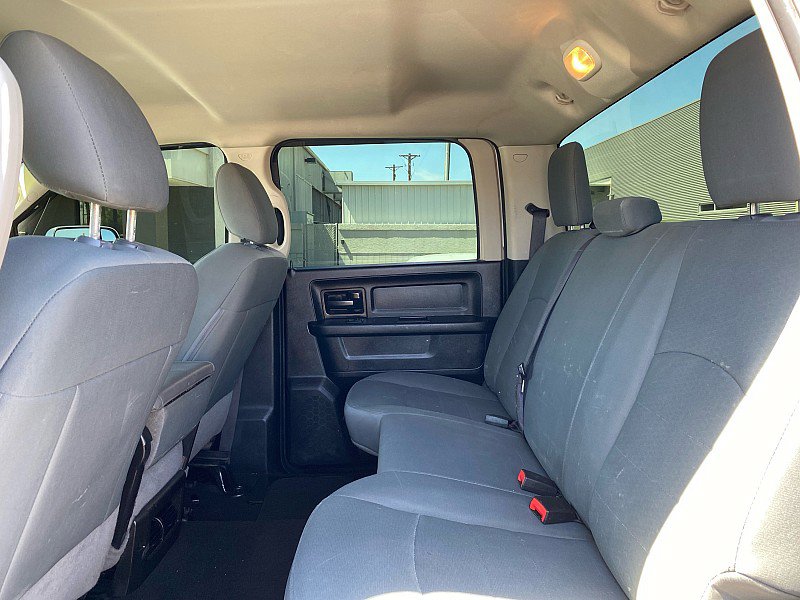 Used 2018 RAM 2500 Tradesman w/ Chrome Appearance Group image 11