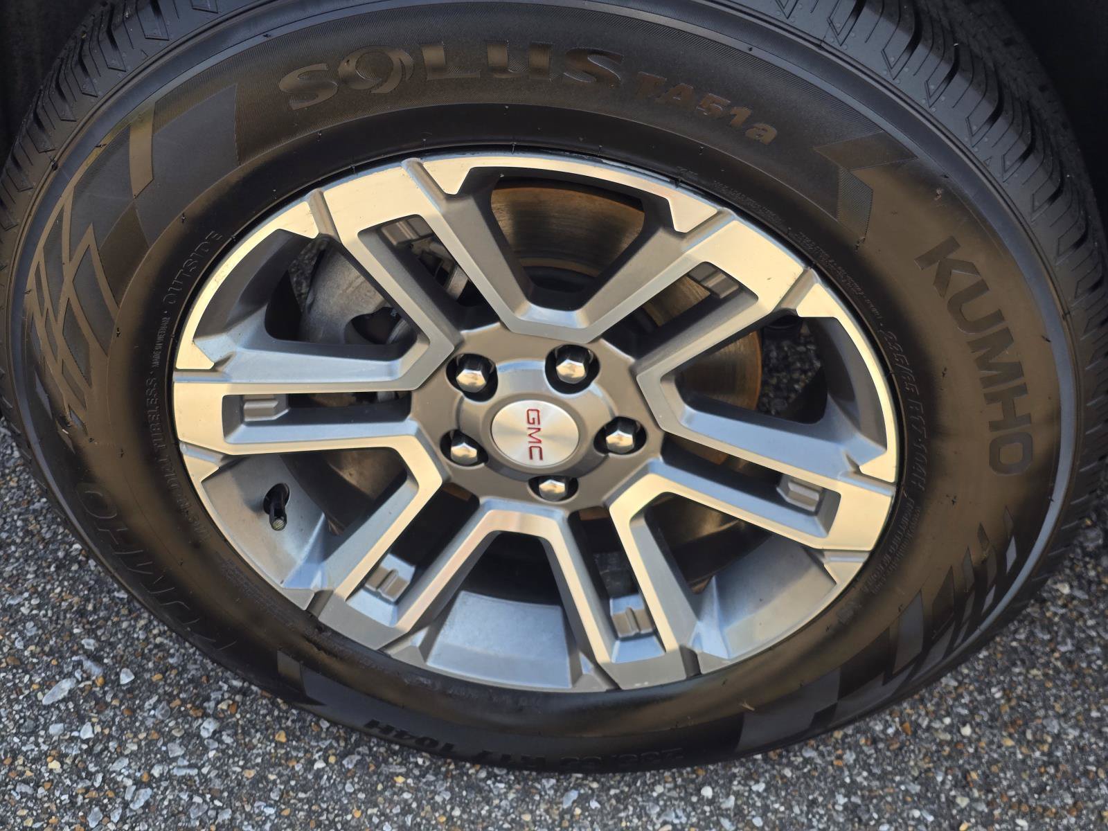 Used 2025 GMC Terrain Elevation AWD/4WD image 12