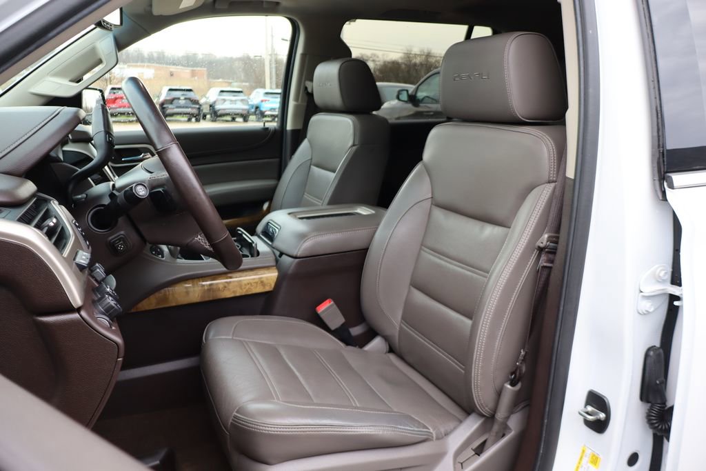 Used 2017 GMC Yukon XL Denali w/ Open Road Package image 14