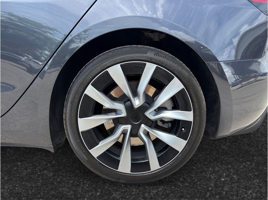 Used 2024 Tesla Model 3 Standard Range RWD image 14