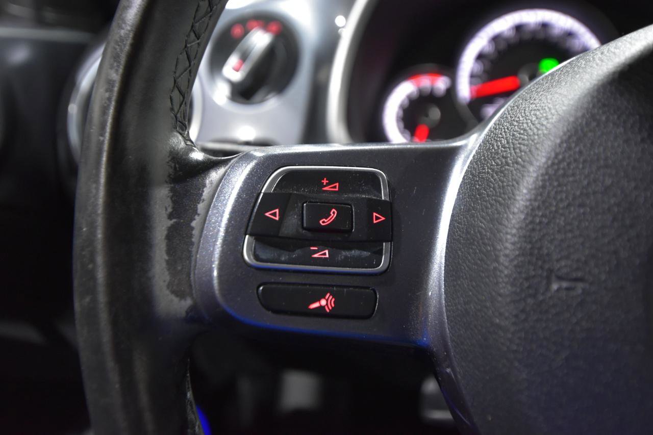 Used 2016 Volkswagen Beetle 1.8T SE image 16