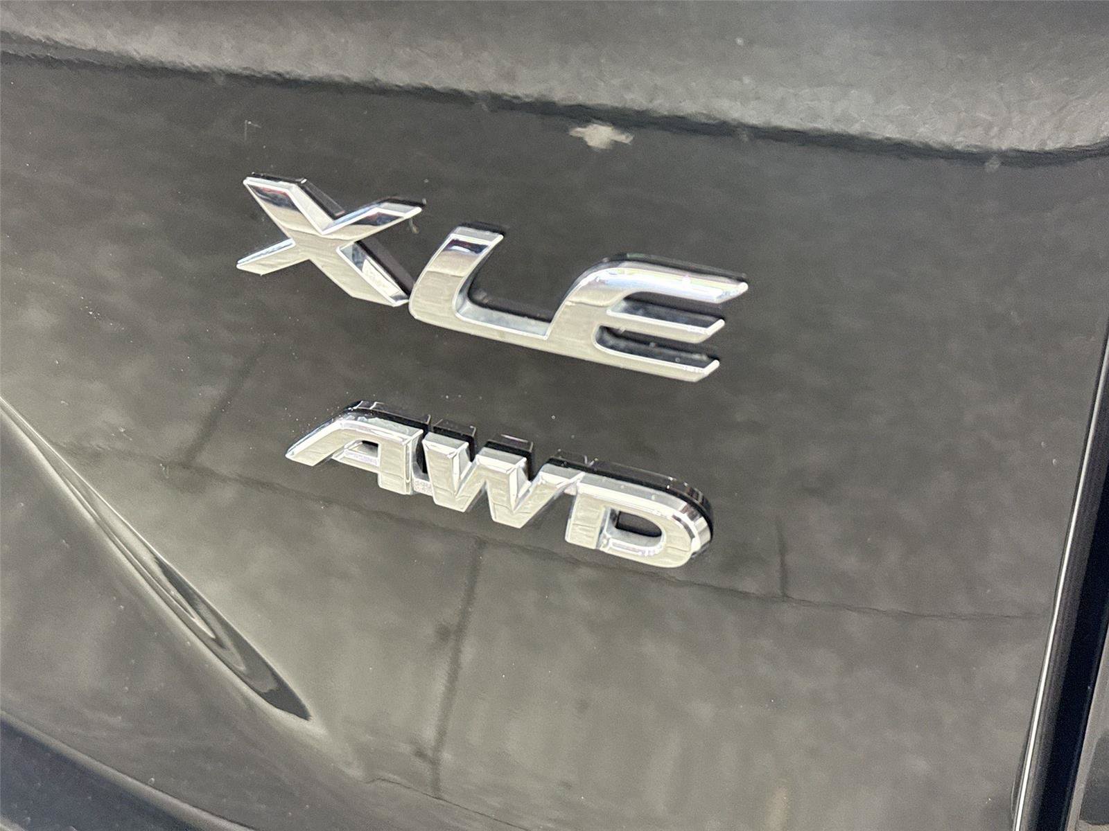 Certified 2025 Toyota Corolla Cross XLE w/ Convenience Package AWD/4WD image 16
