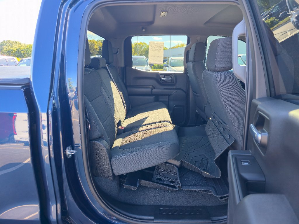 Certified 2022 Chevrolet Silverado 1500 Custom AWD/4WD image 25