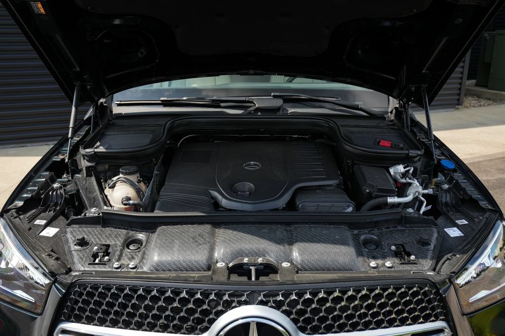 Used 2024 Mercedes-Benz GLE 450 4MATIC image 10