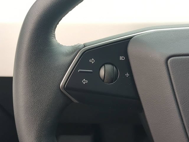 Used 2024 Tesla Cybertruck AWD Crew Cab image 26
