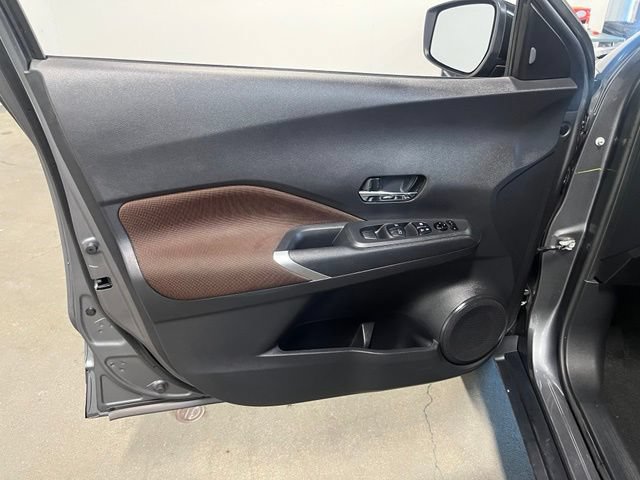 Used 2024 Nissan Kicks SR FWD image 24