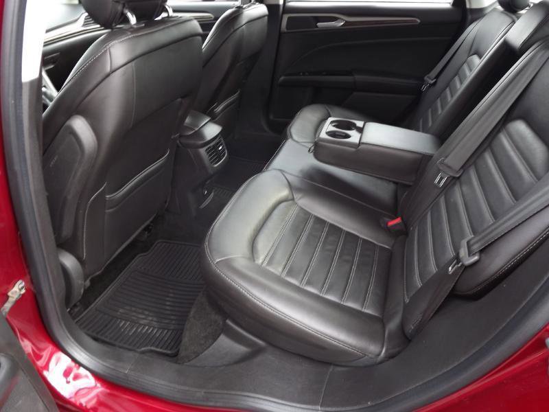Used 2013 Ford Fusion SE FWD image 21