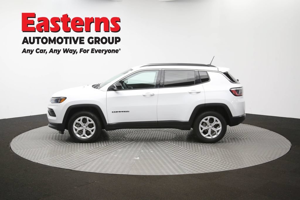Used 2024 Jeep Compass Latitude AWD/4WD image 58