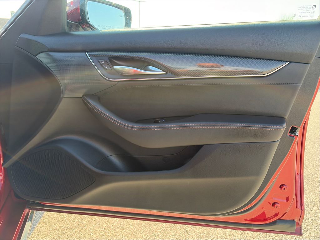 Used 2025 Cadillac CT5 Sport w/ Technology Package image 11