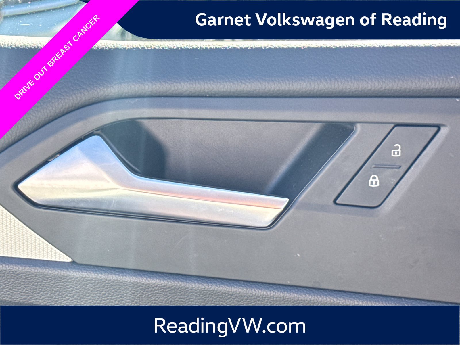 Certified 2025 Volkswagen Jetta SE w/ Sunroof Package FWD image 30