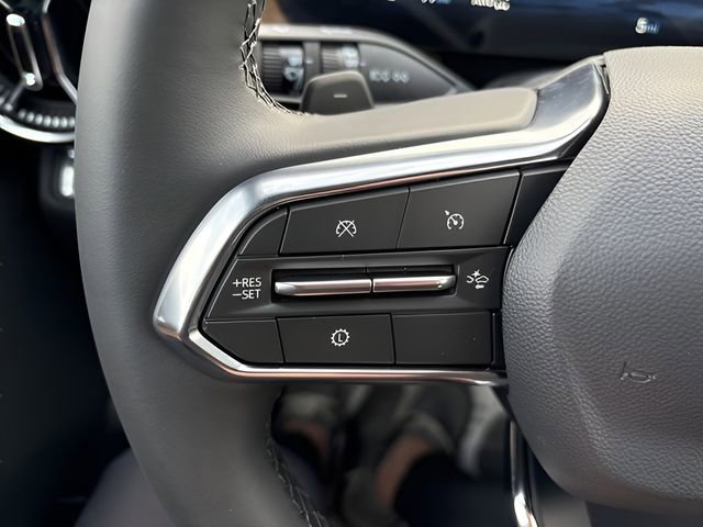 New 2026 Chevrolet Equinox ACTIV w/ Safety and Technology Package image 10