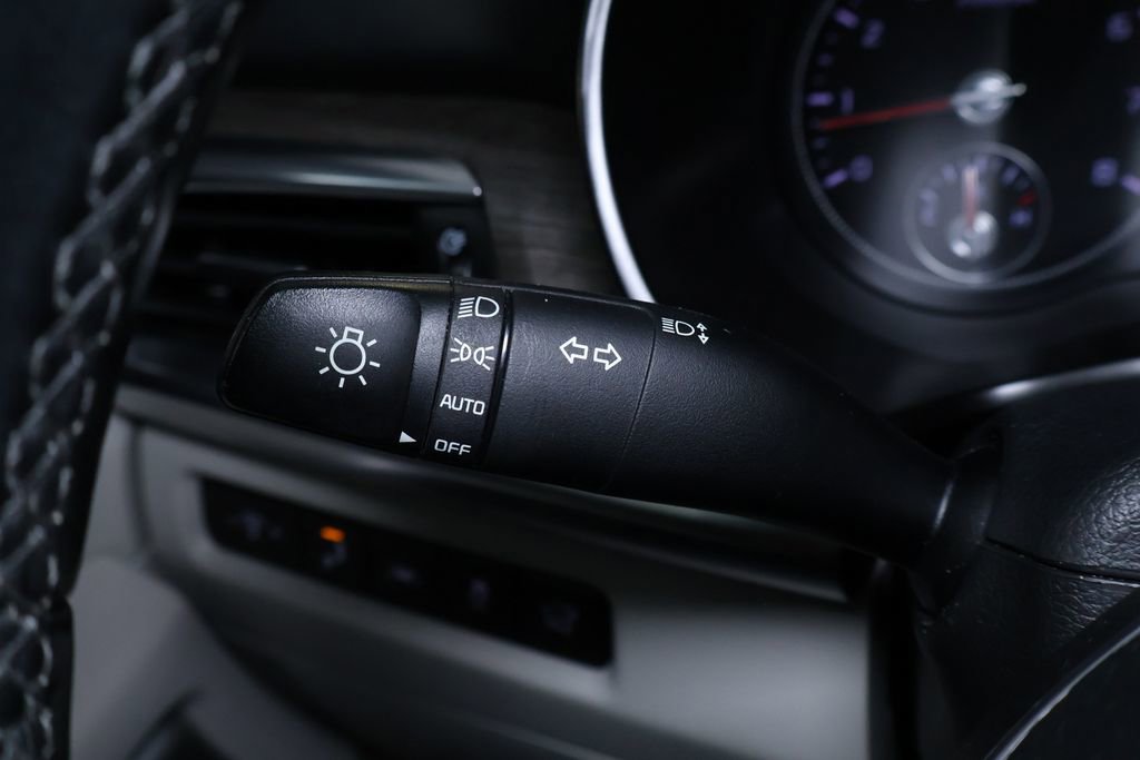 Used 2021 Kia Telluride EX w/ EX Premium Package image 25