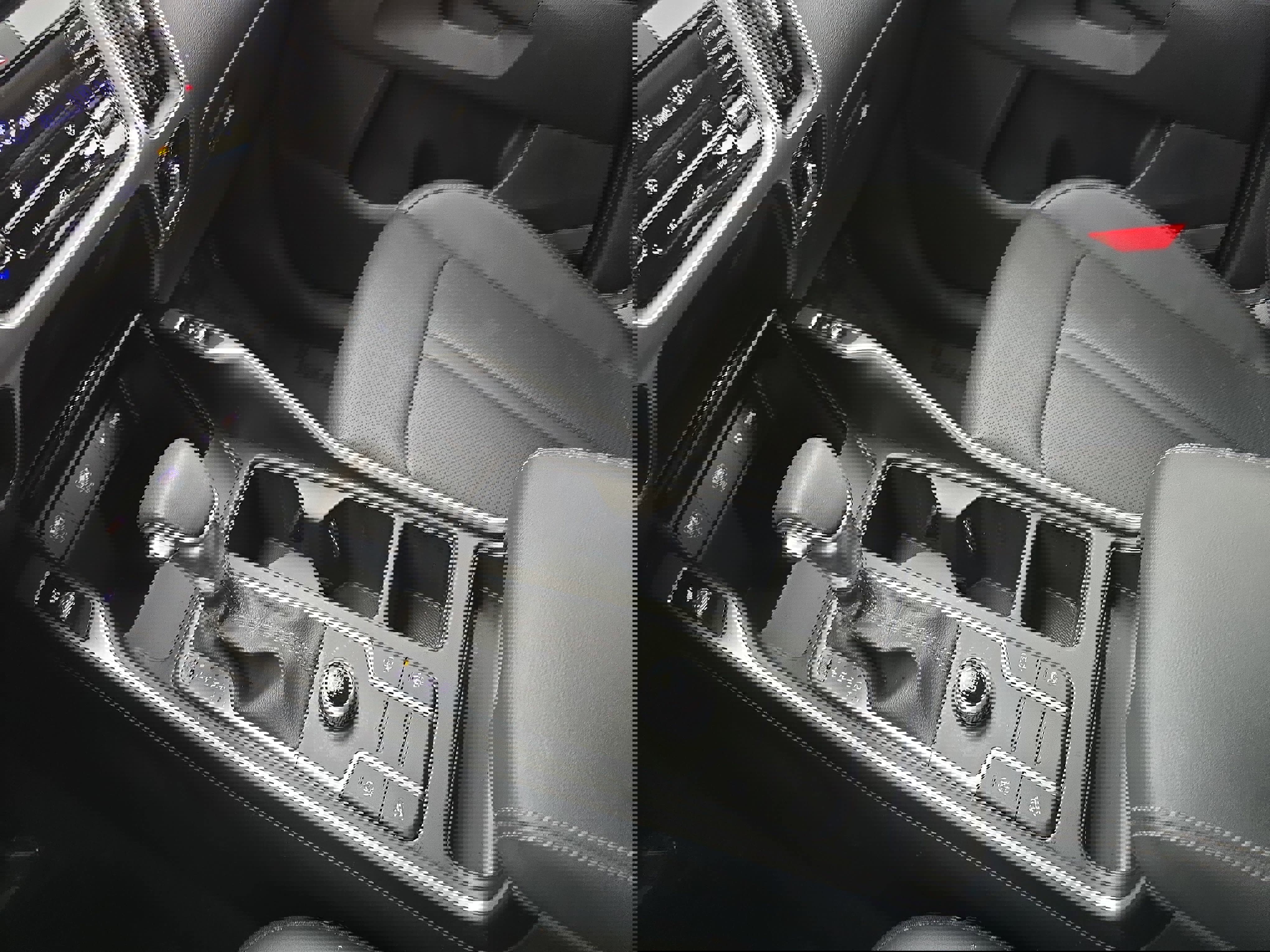 Used 2023 Kia Sorento S w/ Panoramic Sunroof Package image 25