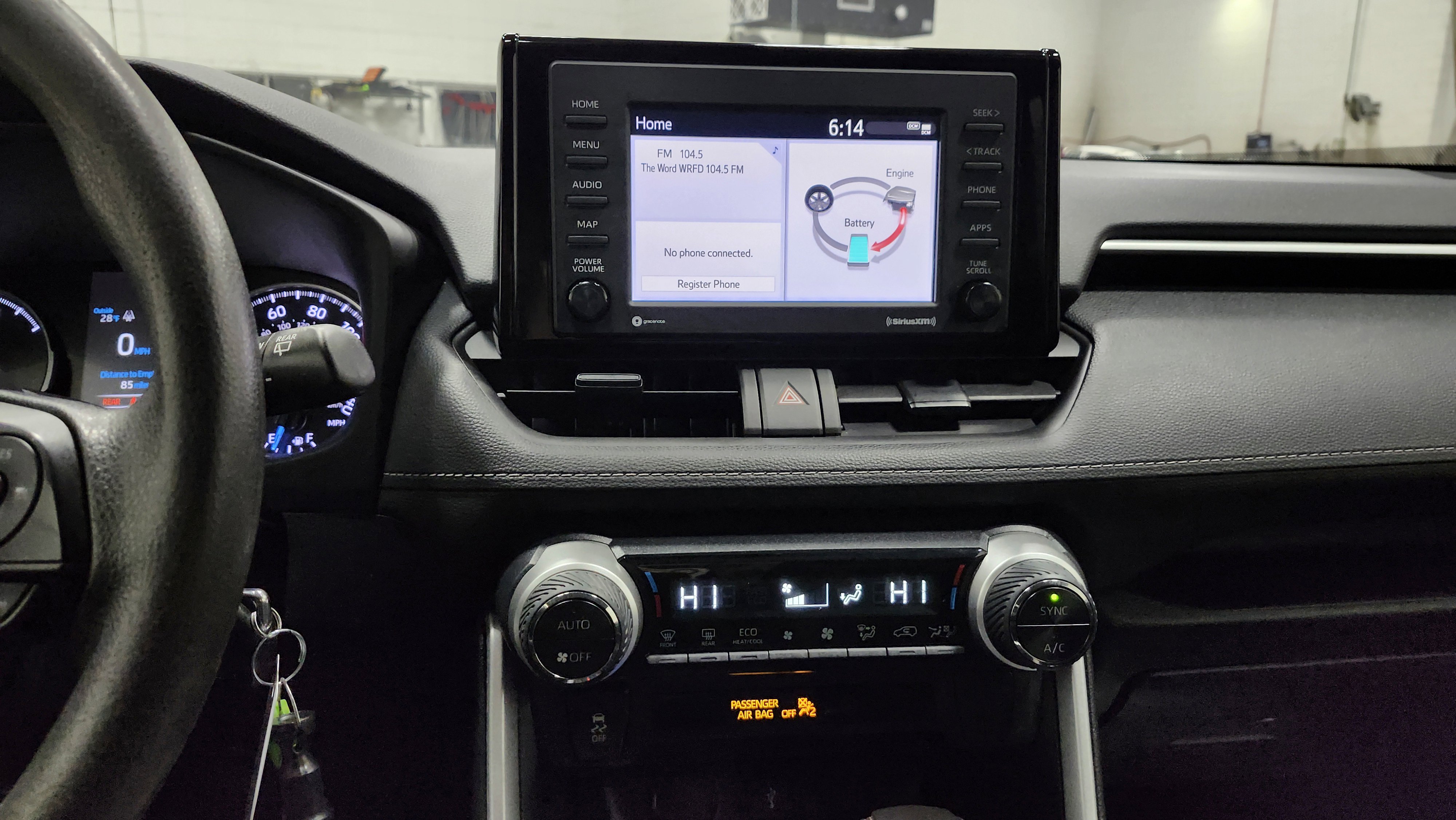 Used 2022 Toyota RAV4 LE image 28