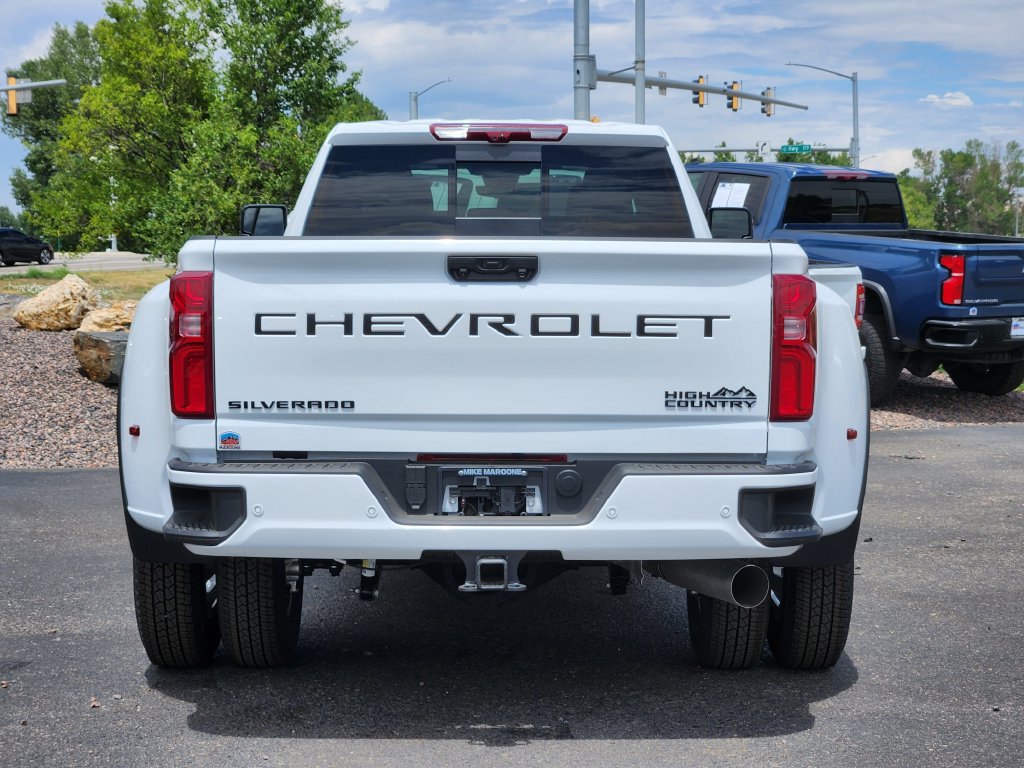 New 2026 Chevrolet Silverado 3500 High Country w/ High Country Premium Package AWD/4WD image 13