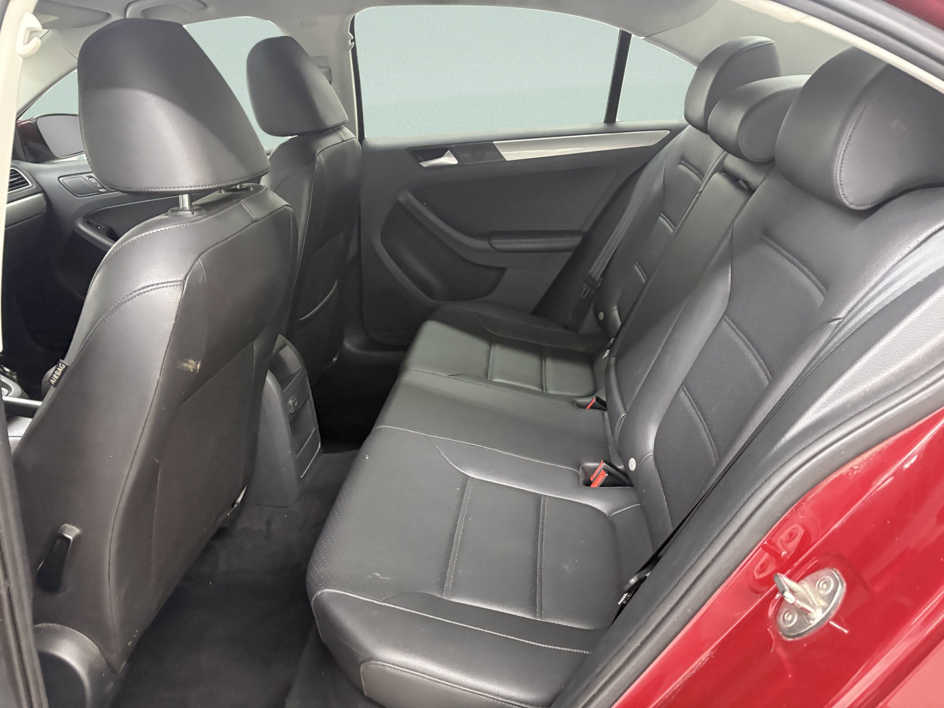 Used 2017 Volkswagen Jetta SE FWD image 12