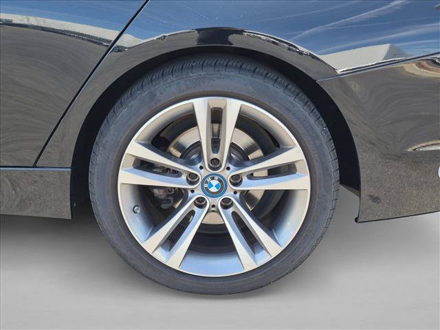 Used 2018 BMW 330e RWD image 20